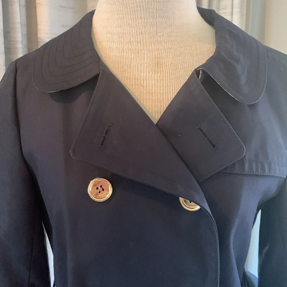 Coach sz 4 navy blue jacket with 3/4 sleeves and gold button details